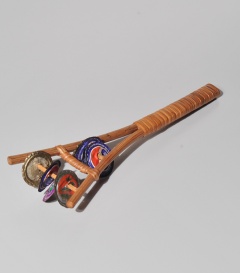 RASSEL mit Getränkekapseln ca 28cm