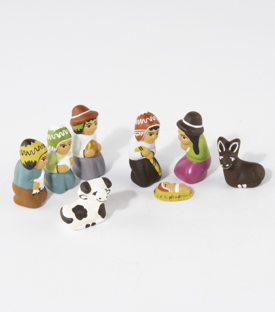 KRIPPE knieend 8teilig H4cm