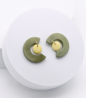 OHRRINGE salbei hellgelb Tagua dm 2,5cm