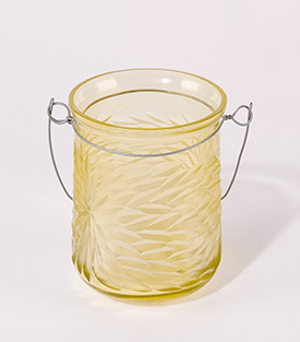 TEELICHTHALTER Glas hellgrün mit Henkel, dm 7,5xH10cm