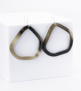 OHRRINGE Asymmetrie Horn L 6cm