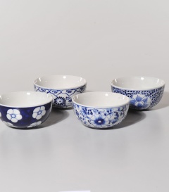 4 SCHÜSSELN, blau bemalt dm12xH6cm
